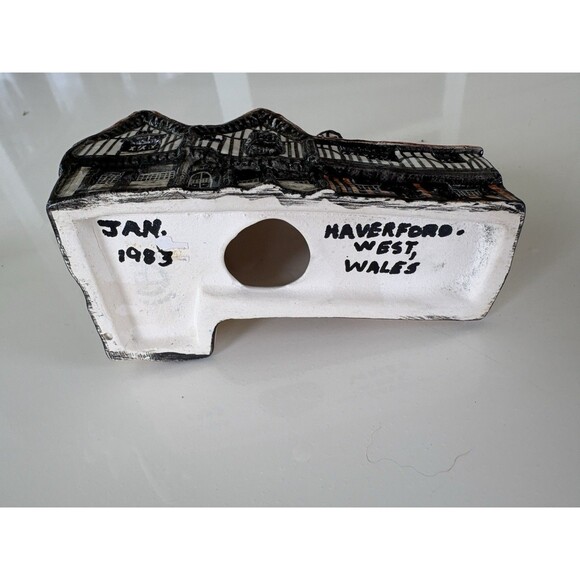 (3) Ceramic Cottages Little Britain Norfolk England Anne Hathaway Cottage RARE - Picture 7 of 11